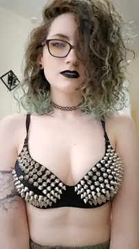 Hi 😘